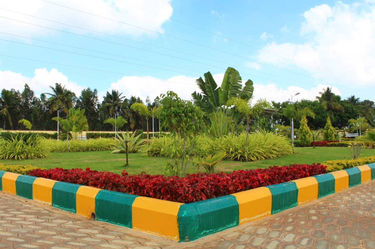 Apple Heights - Garden View 4